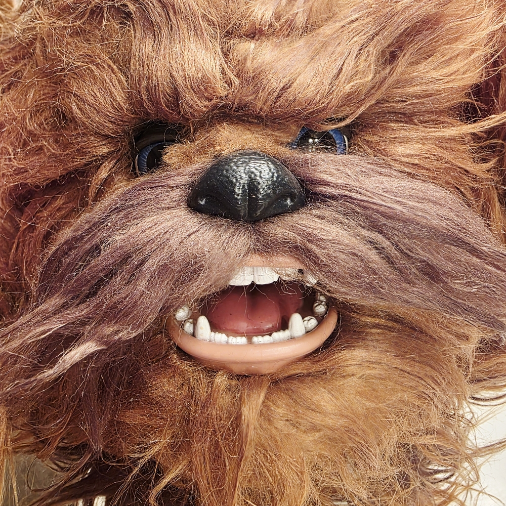 Star Wars Ultimate Co-Pilot Chewie 16” Interactive FurReal Chewbacca Plush Works - Picture 3 of 10